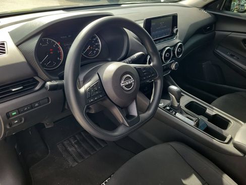 Used 2025 Nissan Sentra S FWD image 15