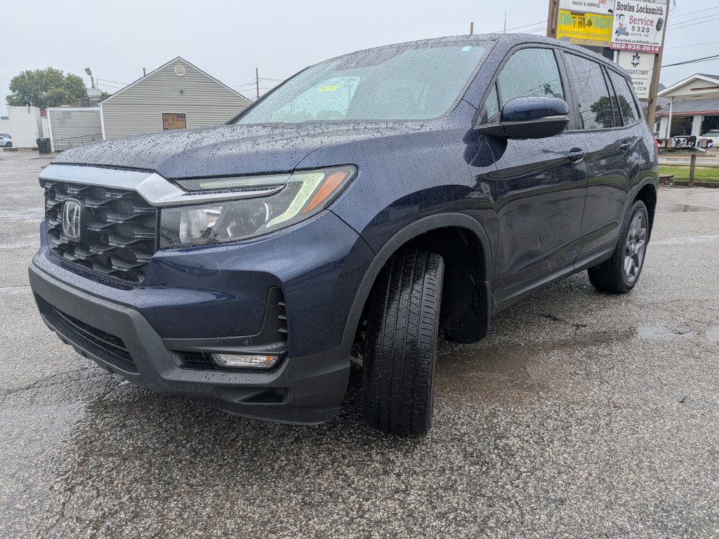 Used 2023 Honda Passport EX-L image 3