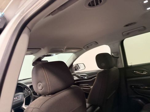 Used 2023 GMC Acadia AT4 image 53