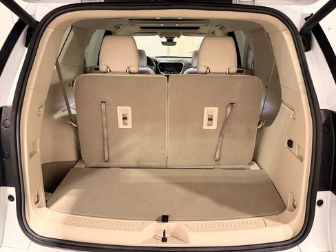 Used 2022 GMC Acadia Denali w/ Denali Ultimate Package image 10