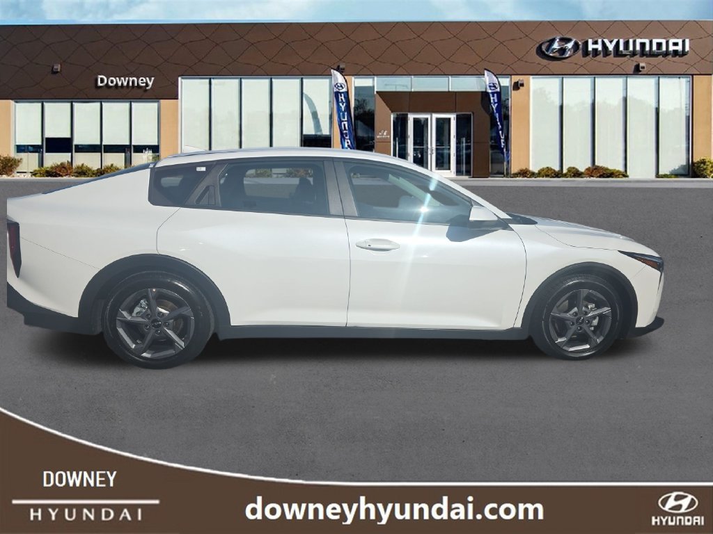 Used 2025 Kia K4 FWD image 6