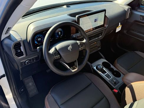 New 2025 Ford Bronco Sport Outer Banks AWD/4WD image 17