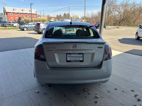 Used 2012 Nissan Sentra 2.0 SR w/ Special Edition Pkg image 6