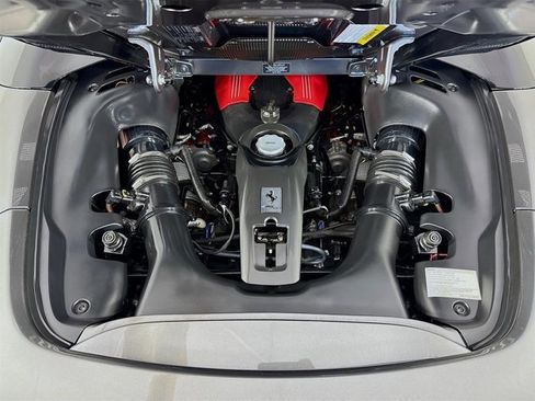 Used 2019 Ferrari 488 Spider image 24