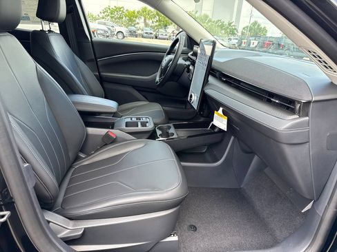 New 2026 Ford Mustang Mach-E Select RWD image 23