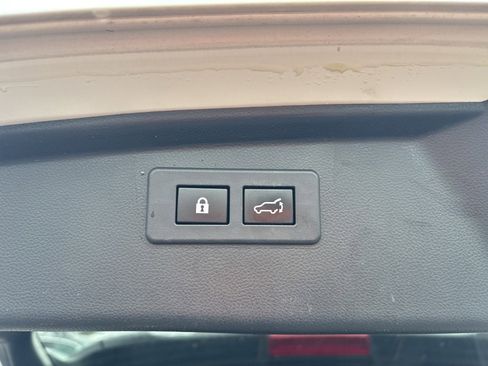 Used 2020 Subaru Outback Limited w/ Popular Package #2 image 26