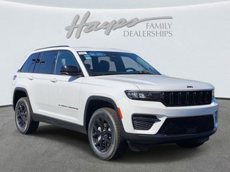 New 2025 Jeep Grand Cherokee Altitude video 2