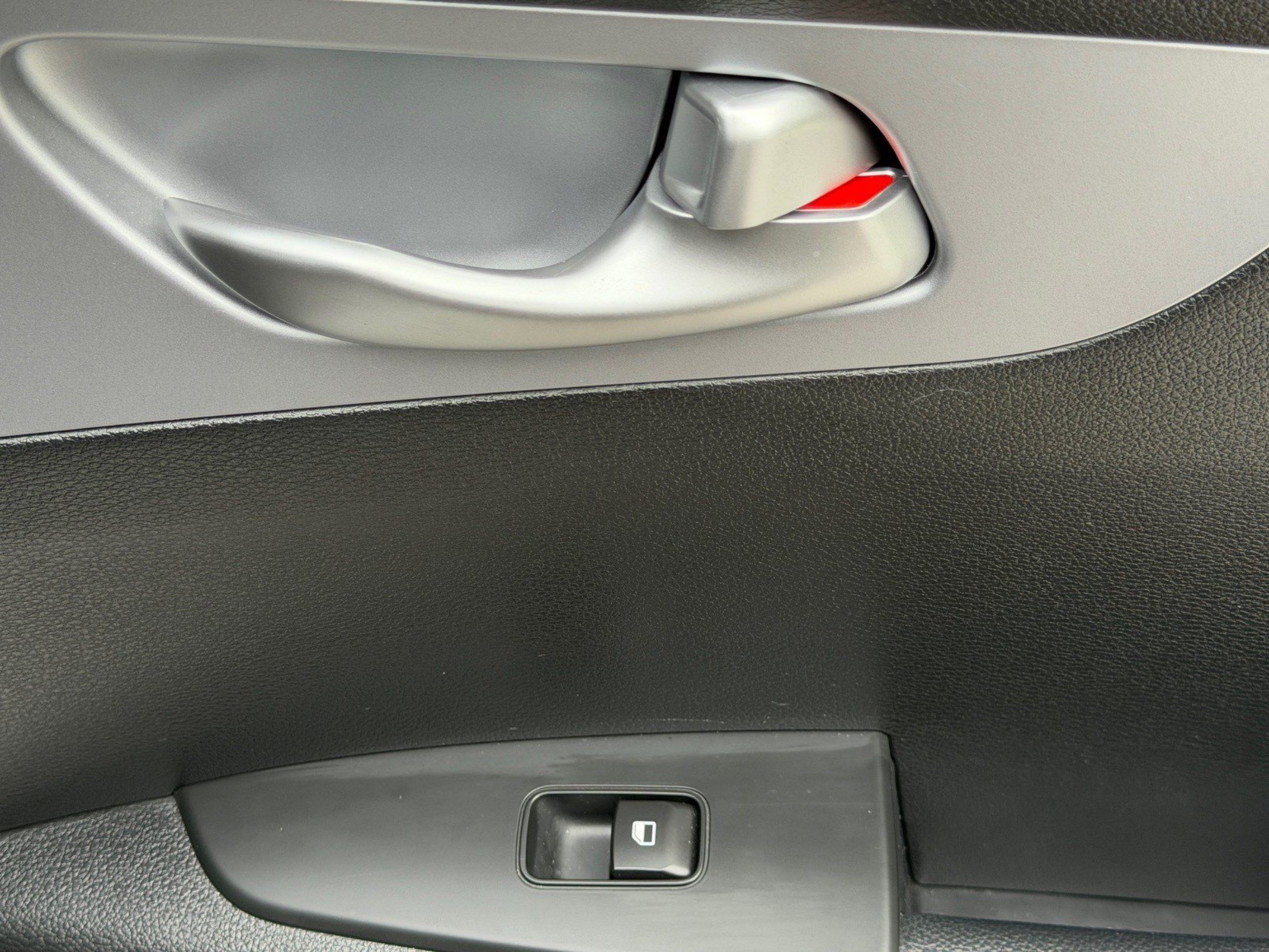 Certified 2024 Kia Forte LXS w/ LXS Technology Package FWD image 20