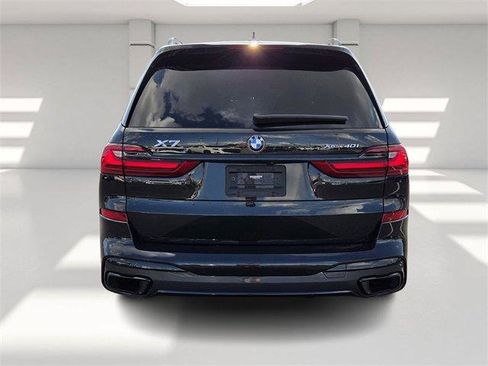 Used 2022 BMW X7 xDrive40i w/ M Sport Package image 4