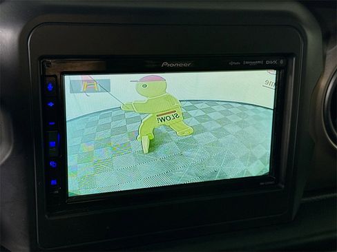 Used 2020 Jeep Wrangler Unlimited Sport image 6