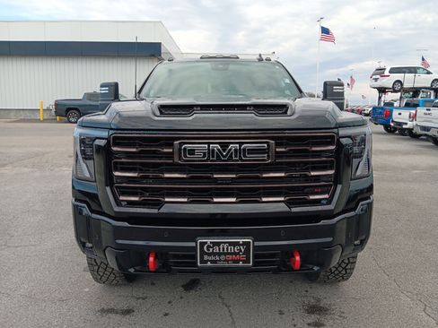 New 2026 GMC Sierra 2500 AT4X w/ LPO, Black Badging Package image 6