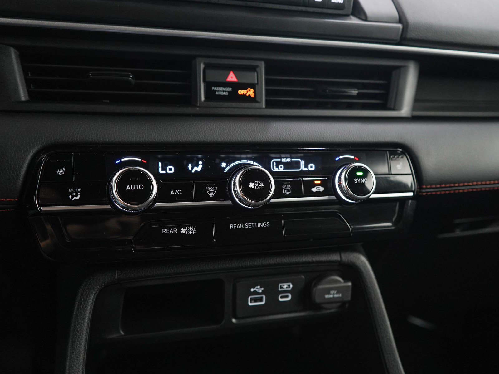 Used 2025 Honda Pilot Sport image 22