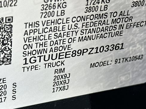 Used 2023 GMC Sierra 1500 AT4 w/ AT4 Premium Package image 34