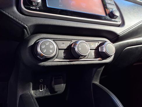 Used 2024 Nissan Versa S w/ Trunk Package image 13