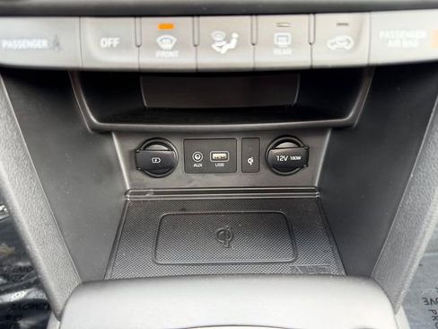 Certified 2021 Hyundai Kona Limited w/ Cargo Package image 24