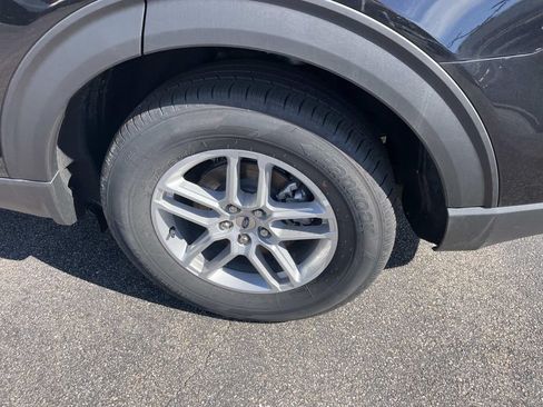 New 2026 Ford Explorer Active AWD/4WD image 5