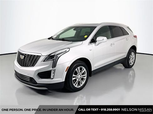 Used 2020 Cadillac XT5 Premium Luxury image 1
