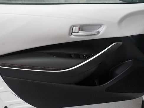 Certified 2025 Toyota Corolla SE FWD image 29