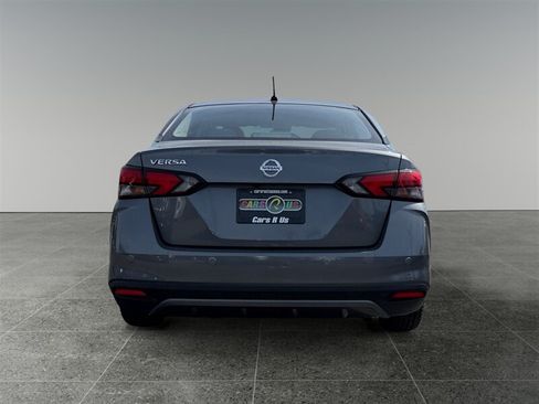 Used 2020 Nissan Versa S FWD image 5