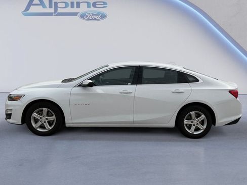 Used 2024 Chevrolet Malibu LT FWD image 2