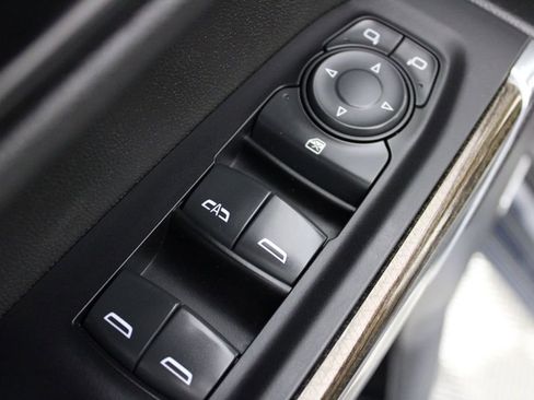 Used 2022 Chevrolet Silverado 1500 LT Trail Boss w/ Convenience Package II image 20