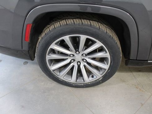 Used 2023 Jeep Grand Wagoneer L Series II image 59