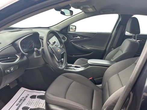 Used 2023 Chevrolet Malibu LT image 9