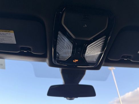 Used 2021 BMW X6 xDrive40i w/ Convenience Package image 27