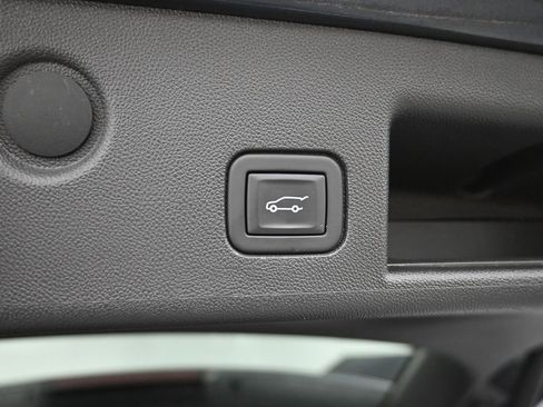 Used 2023 Chevrolet Equinox RS image 10