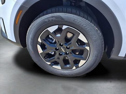 New 2026 Kia Sorento S AWD/4WD image 19