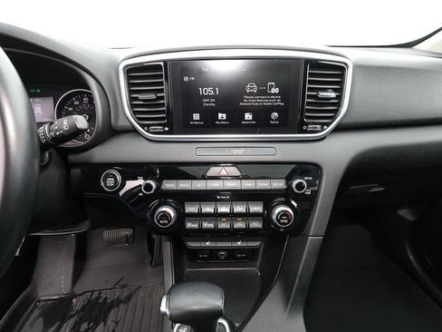 Used 2022 Kia Sportage EX image 15