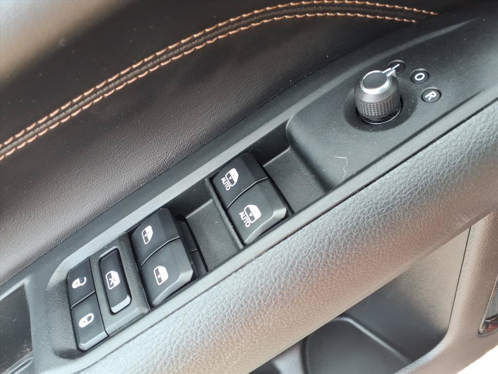 Used 2022 Jeep Compass Limited AWD/4WD image 17