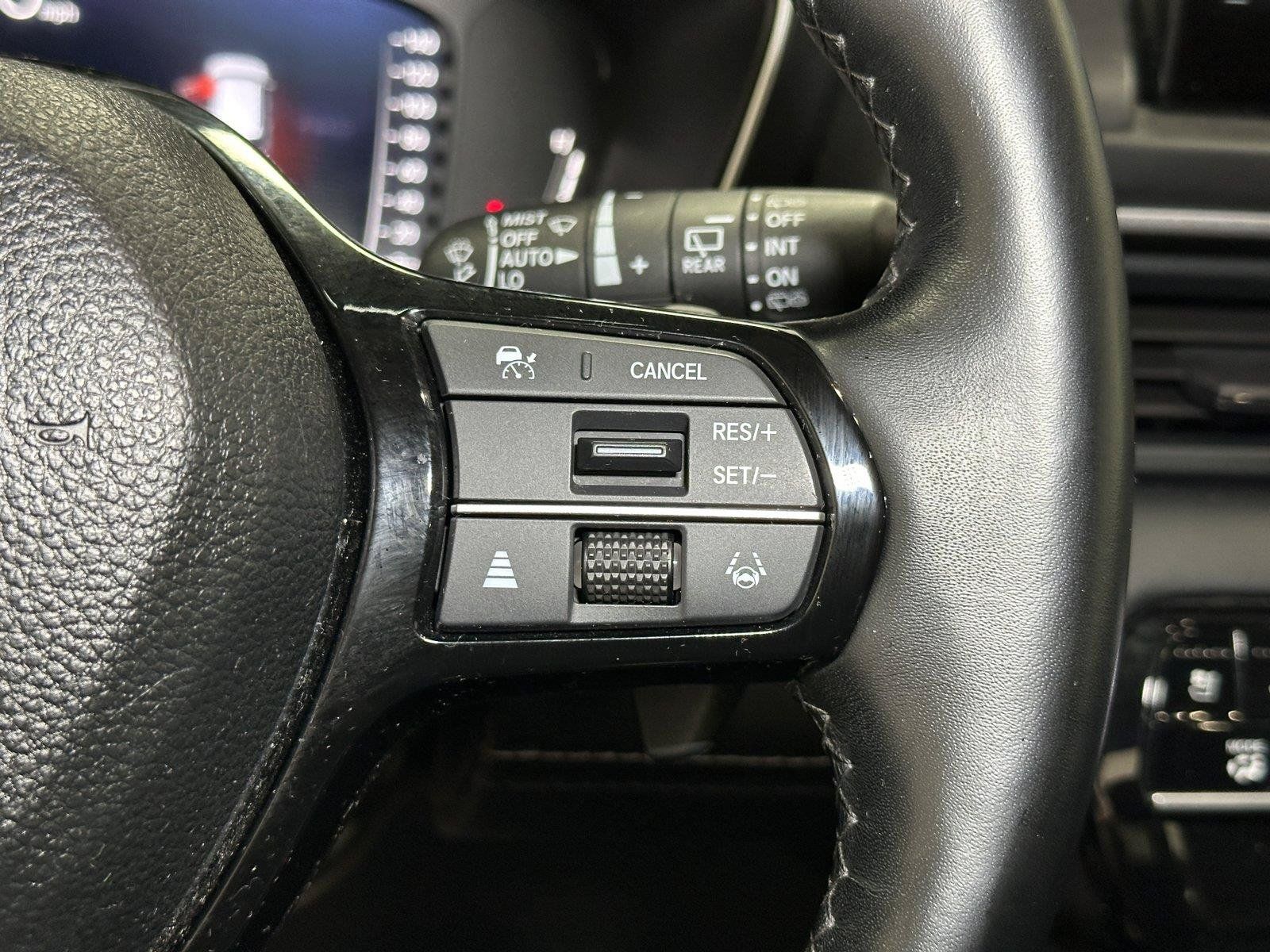 Certified 2024 Honda Pilot Elite image 26