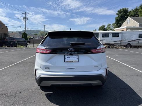 Certified 2024 Ford Edge SEL AWD/4WD image 5