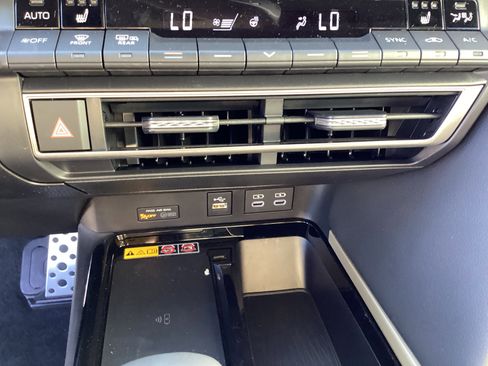 New 2026 Toyota Camry XSE FWD image 27