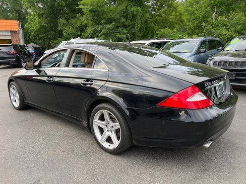 Used 2011 Mercedes-Benz CLS 550 image 3