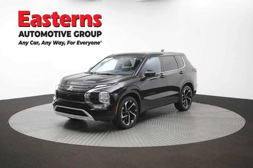 Used 2024 Mitsubishi Outlander SE AWD/4WD image 57