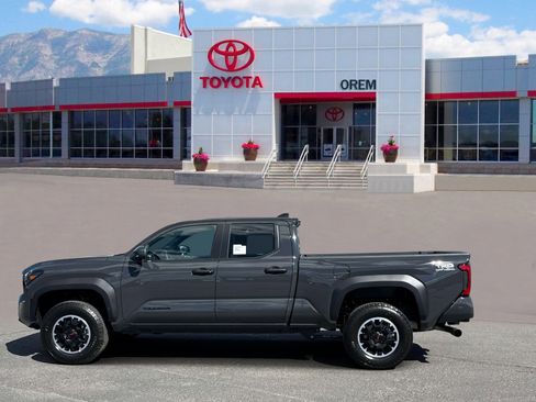 New 2026 Toyota Tacoma TRD Off-Road AWD/4WD image 5