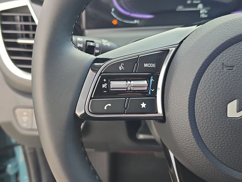 New 2026 Kia Seltos S FWD image 30