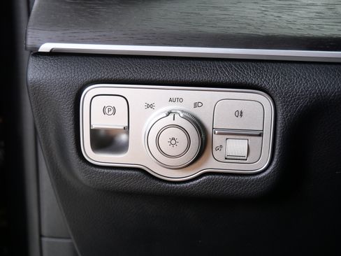 Certified 2026 Mercedes-Benz GLE 350 4MATIC image 24