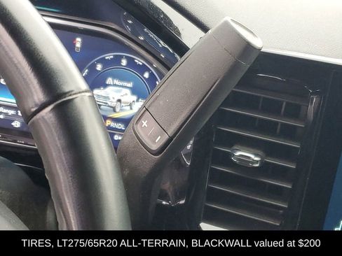 Used 2025 Chevrolet Silverado 2500 LTZ w/ LTZ Plus Package image 16