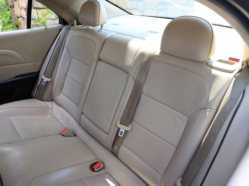 Used 2016 Chevrolet Malibu LTZ image 13