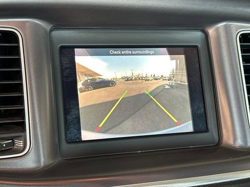 Used 2021 Dodge Charger SXT w/ Leather Interior Group image 18