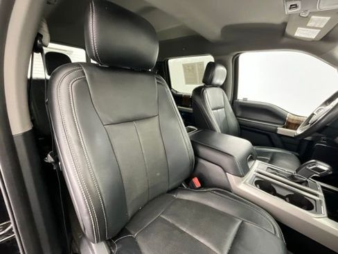 Used 2019 Ford F150 Lariat w/ Equipment Group 502A Luxury AWD/4WD image 13