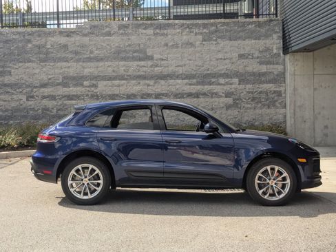 New 2026 Porsche Macan image 8