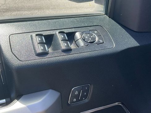 Used 2019 Ford F150 Lariat AWD/4WD image 26