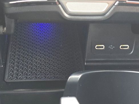 Certified 2025 Mercedes-Benz C 300 4MATIC Sedan image 29