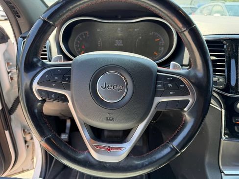 Used 2020 Jeep Grand Cherokee Trailhawk AWD/4WD image 25