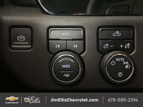 Certified 2025 Chevrolet Silverado 1500 LT image 19