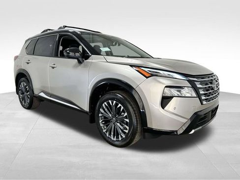 New 2026 Nissan Rogue Platinum AWD/4WD image 1